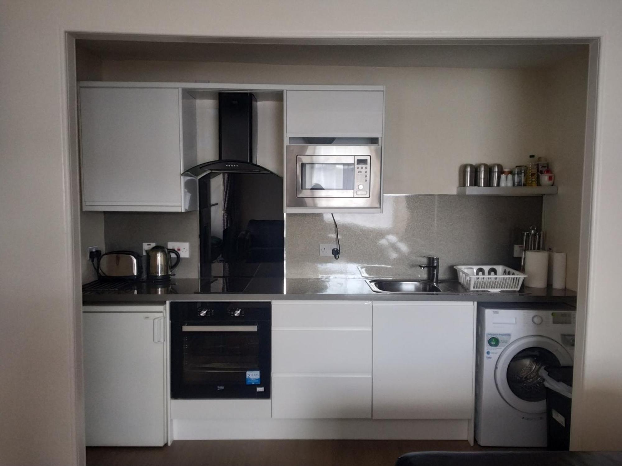Glasgow City Charlotte Service Aparments Ngoại thất bức ảnh