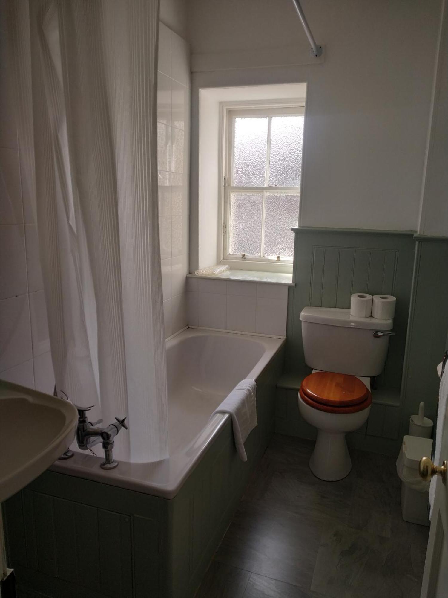 Glasgow City Charlotte Service Aparments Ngoại thất bức ảnh